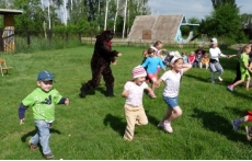 У медведя во бору